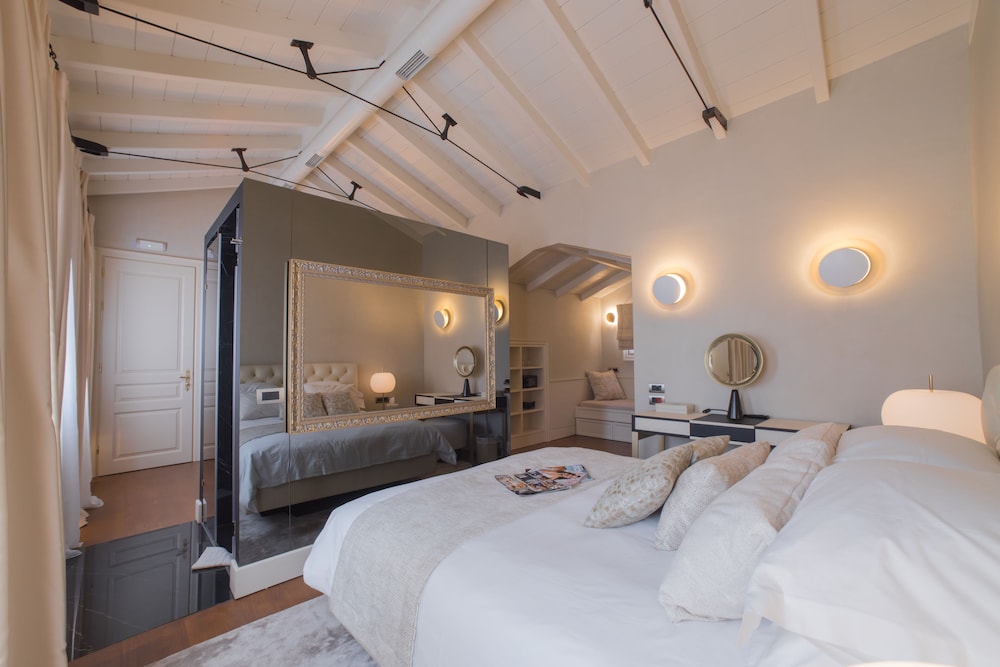 Castellano Hotel & Suites 23/63