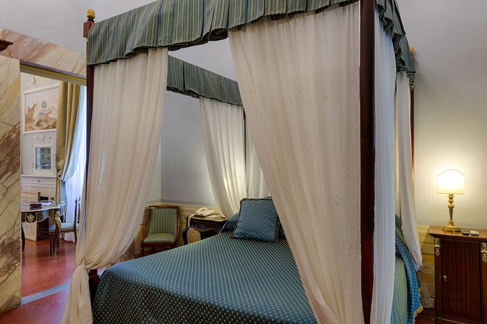 SUITE, VILLA