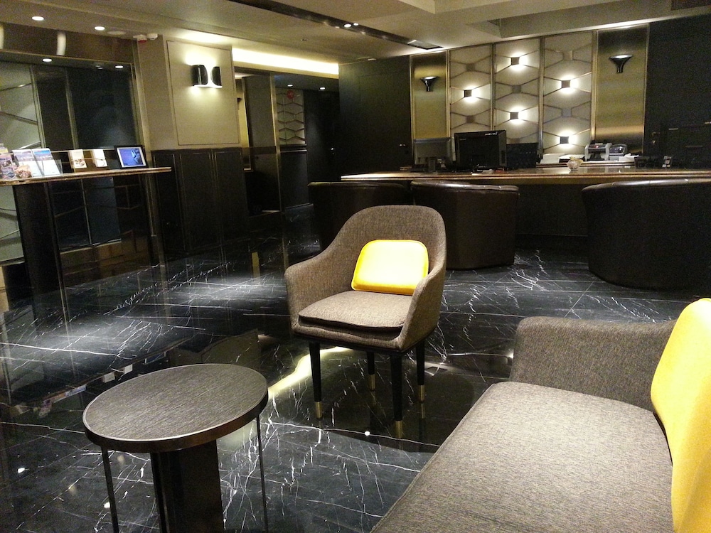Brighton Hotel Hong Kong 38/47