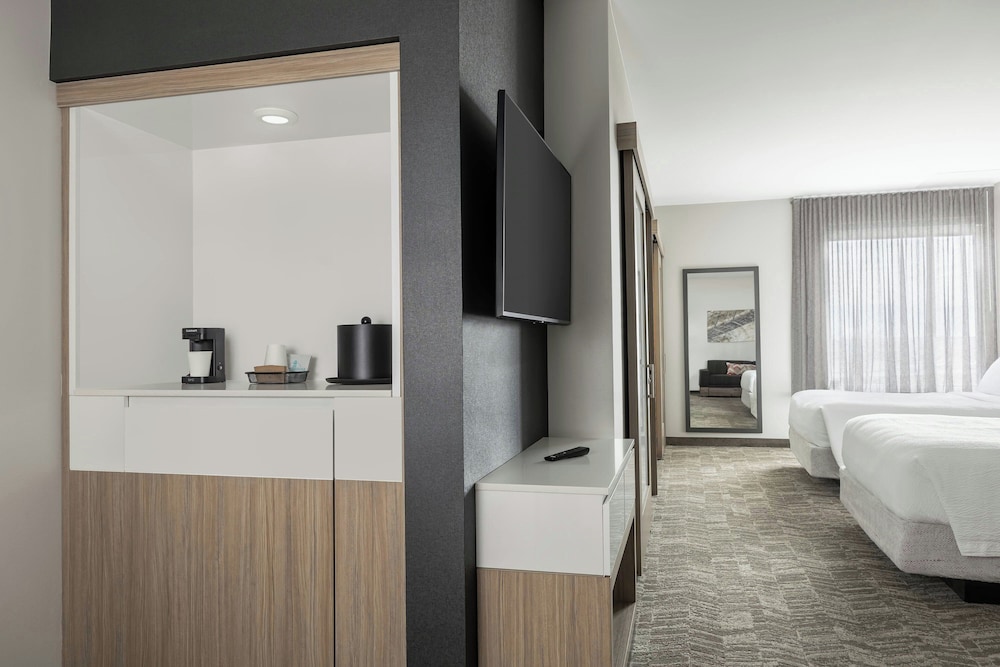 SpringHill Suites Fargo 13/42