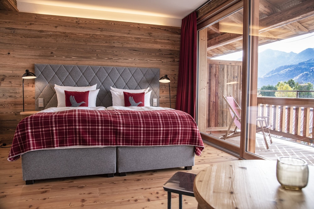 جناح جونيور بسرير كينج، Golf Resort Achental 4/7