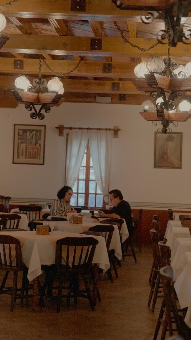 Hotel Embajadoras 38/54