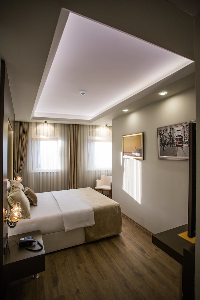 Beyond Style Hotel 14/68