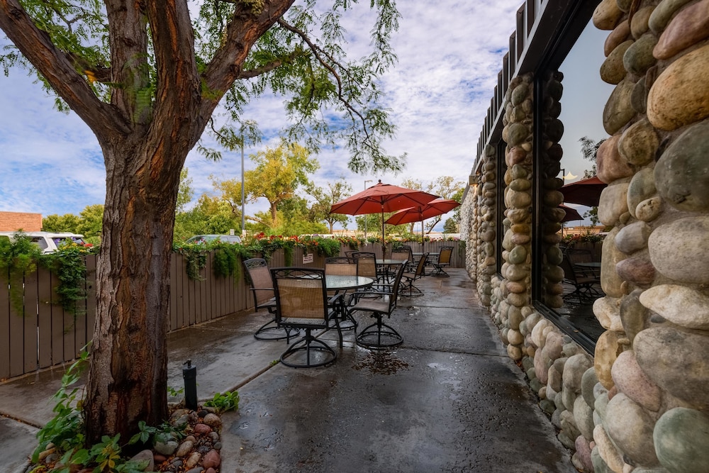 Grand Vista Hotel 44/57