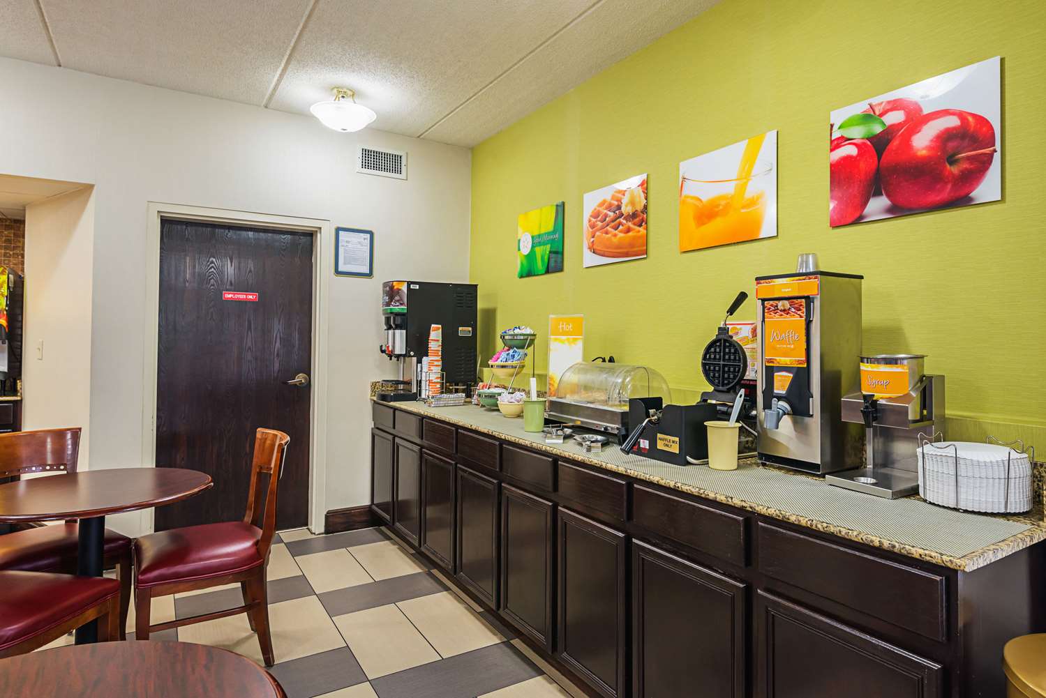 Quality Inn Airport - Southeast 6/20