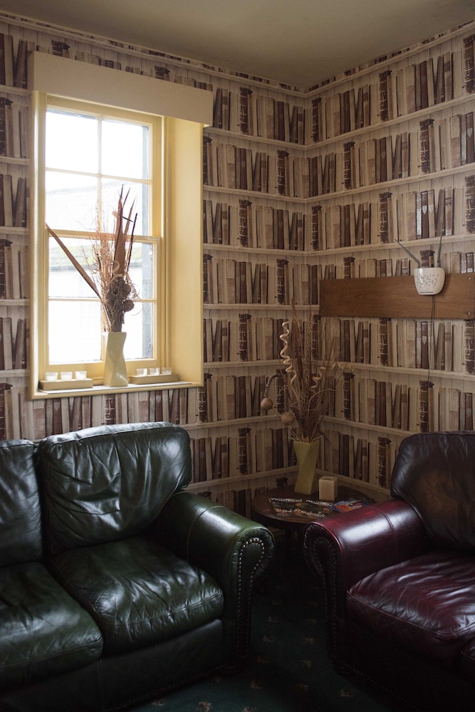 Village House Hotel - Inn 19/31