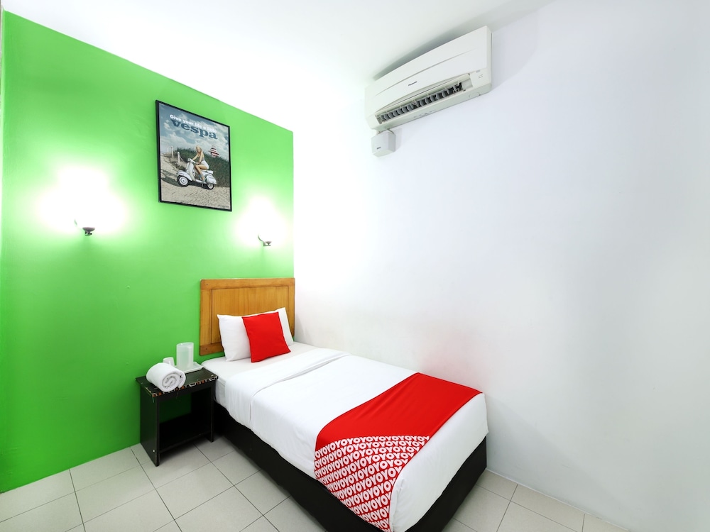 OYO 502 Midah Inn Puchong 16/37