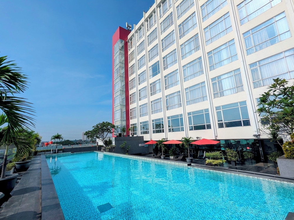 Grand Zuri Jababeka Cikarang 4/68