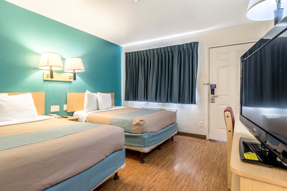 Motel6 el Centro Ca 15/33