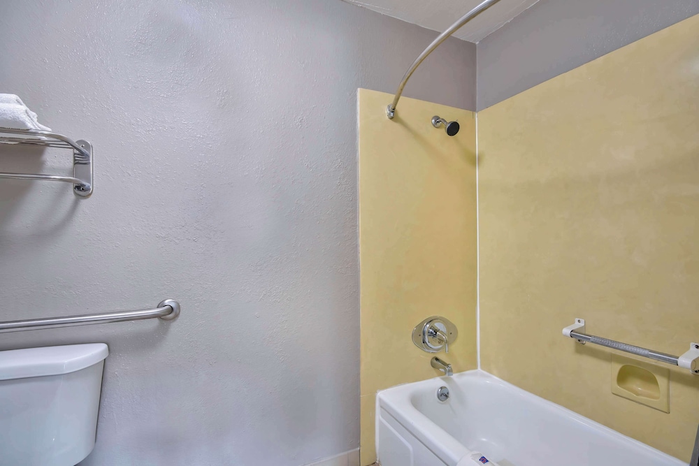 Motel6 Bossier City, LA 45/46