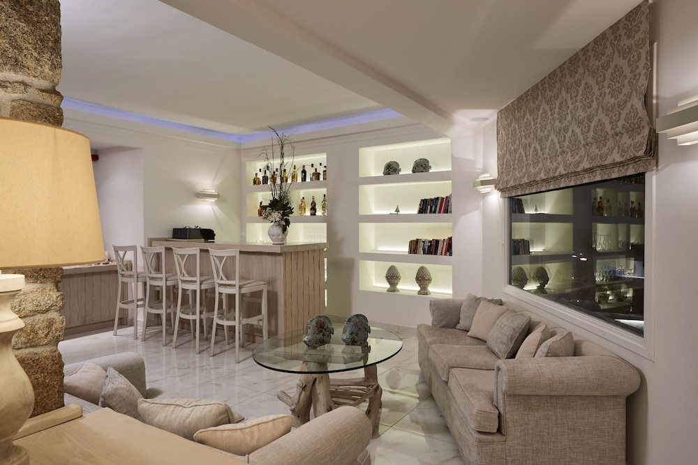 Petinos Beach 43/72