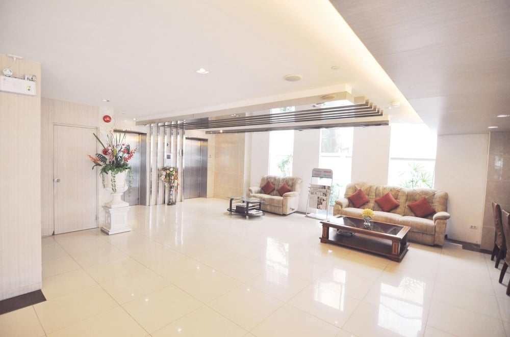 Centric Place Hotel 40/66