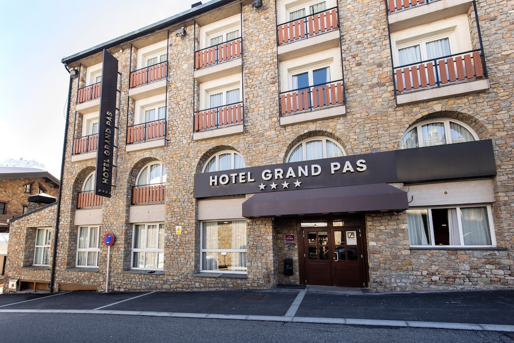 Hotel Grand Pas 41/49