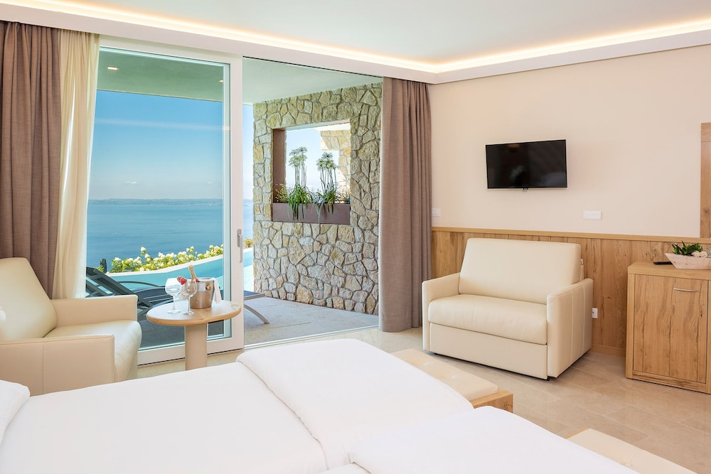Golf Hotel Ca' Degli Ulivi 32/72