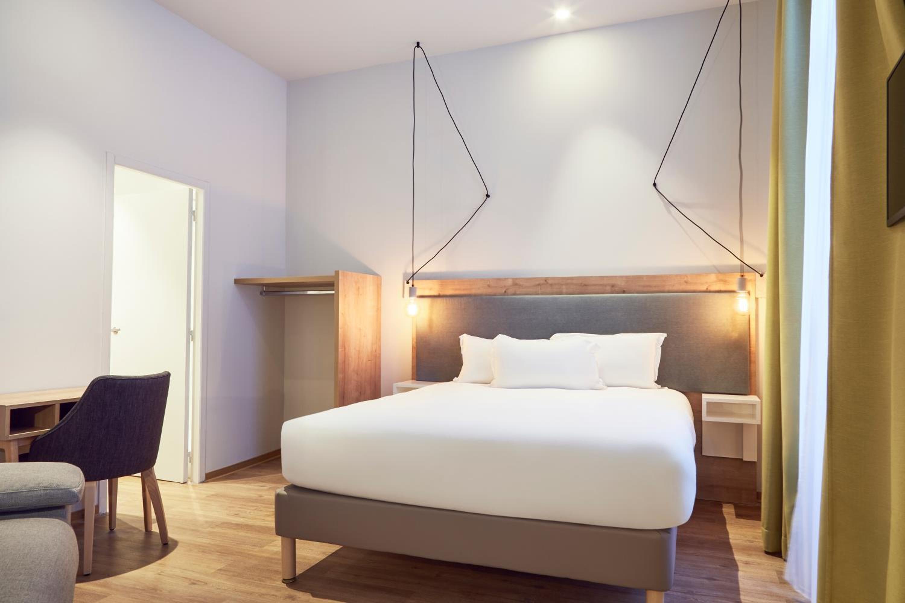 Famliy room 4 pax، Maison Montgrand Marseille Vieux Port 2/6