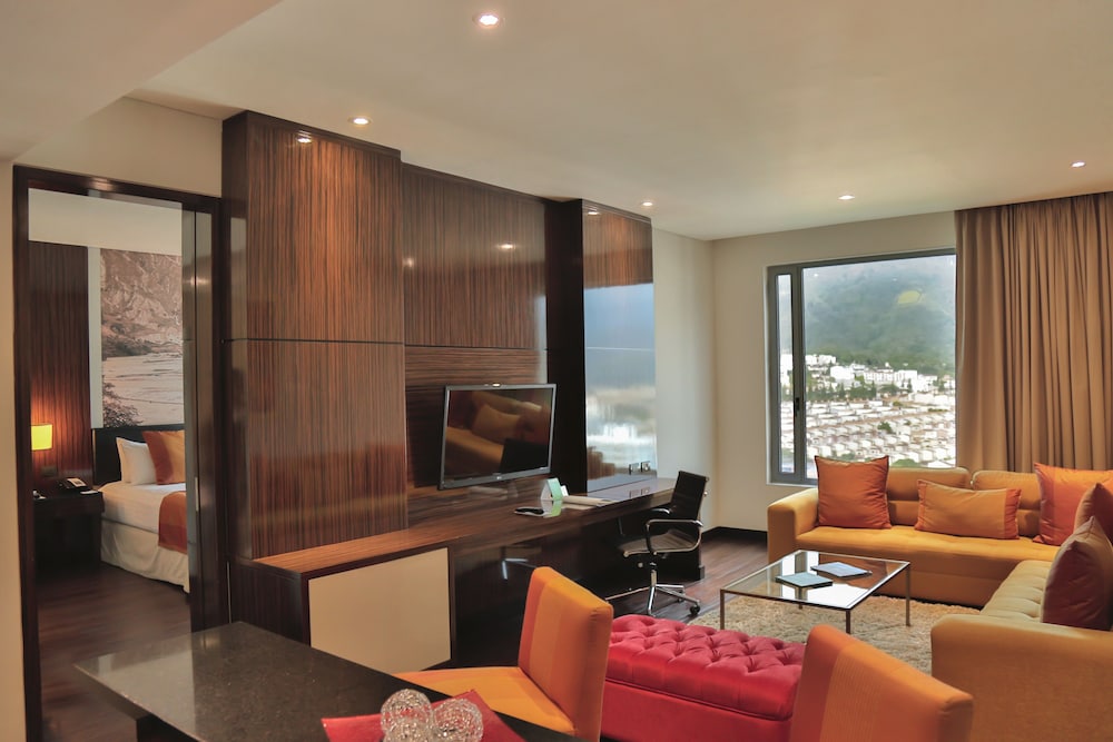 Holiday Inn Bucaramanga Cacique 44/74