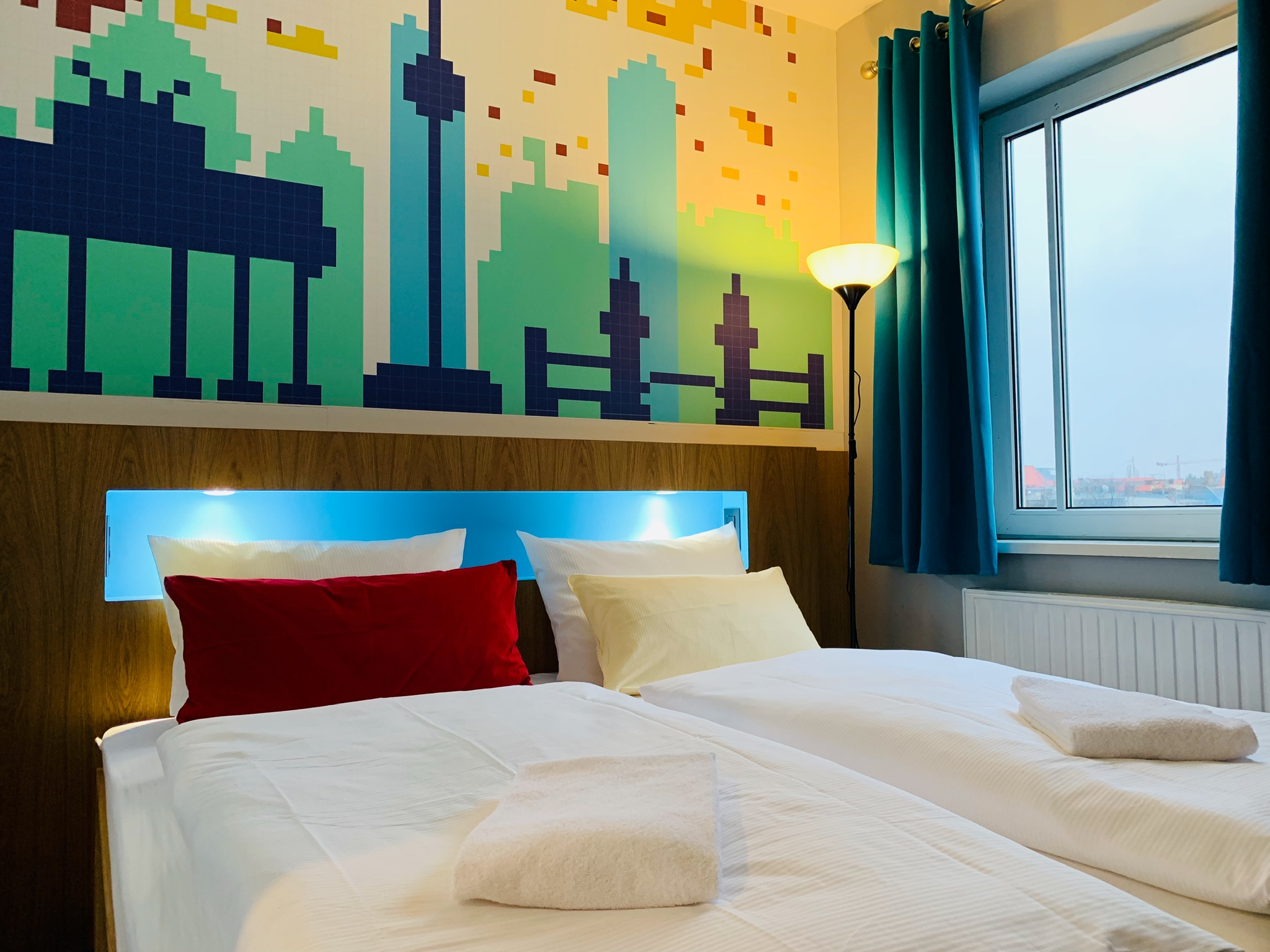 ROOM, TWIN BEDS, PRIVATE BATHROOM