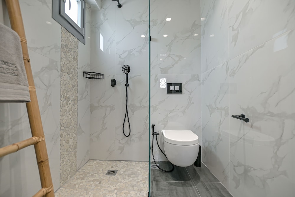 Naxos Finest Hotel Villas 48/50
