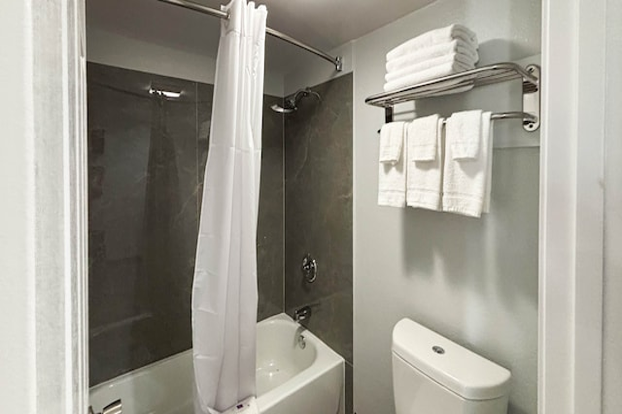 Studio6 Suites Lexington KY Airport 4/4