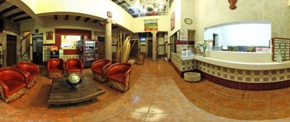 Hotel El Carmen 42/59