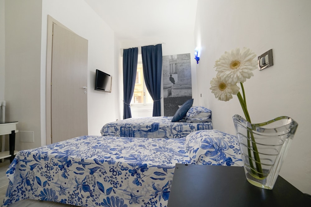 Deluxe Rooms 13/59