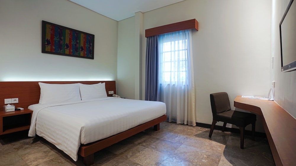 Grand Whiz Hotel Nusa Dua 37/75