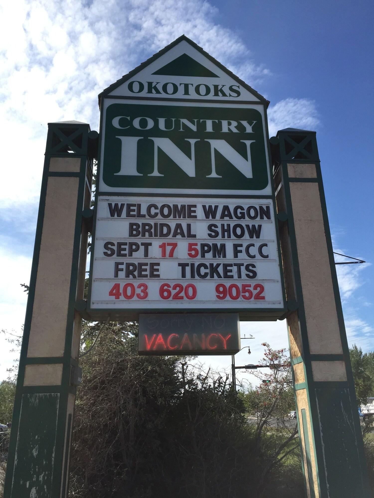 Econo Lodge Okotoks 2/17