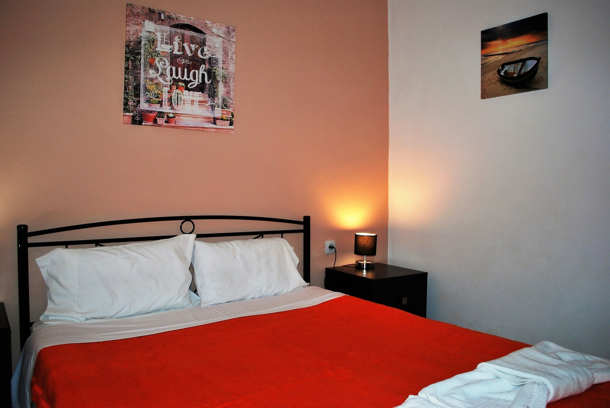 1 BEDROOM, ECONOMY, APARTMENT