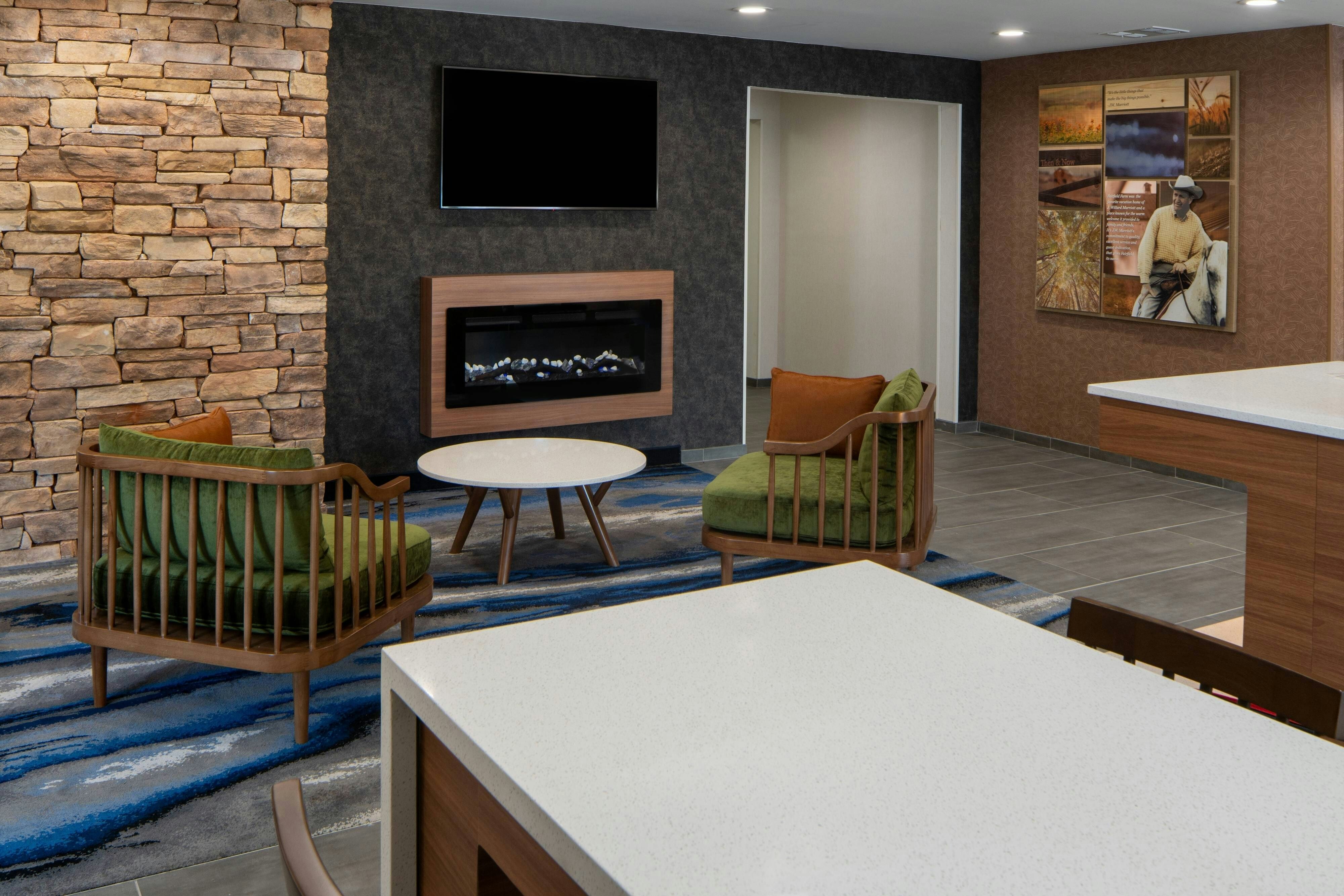 Fairfield Inn & Suites Lake Charles Sulphur 25/27