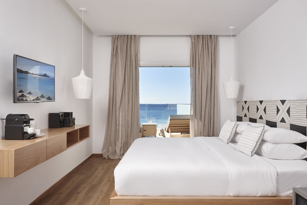 Kosmoplaz Beach Hotel 15/77