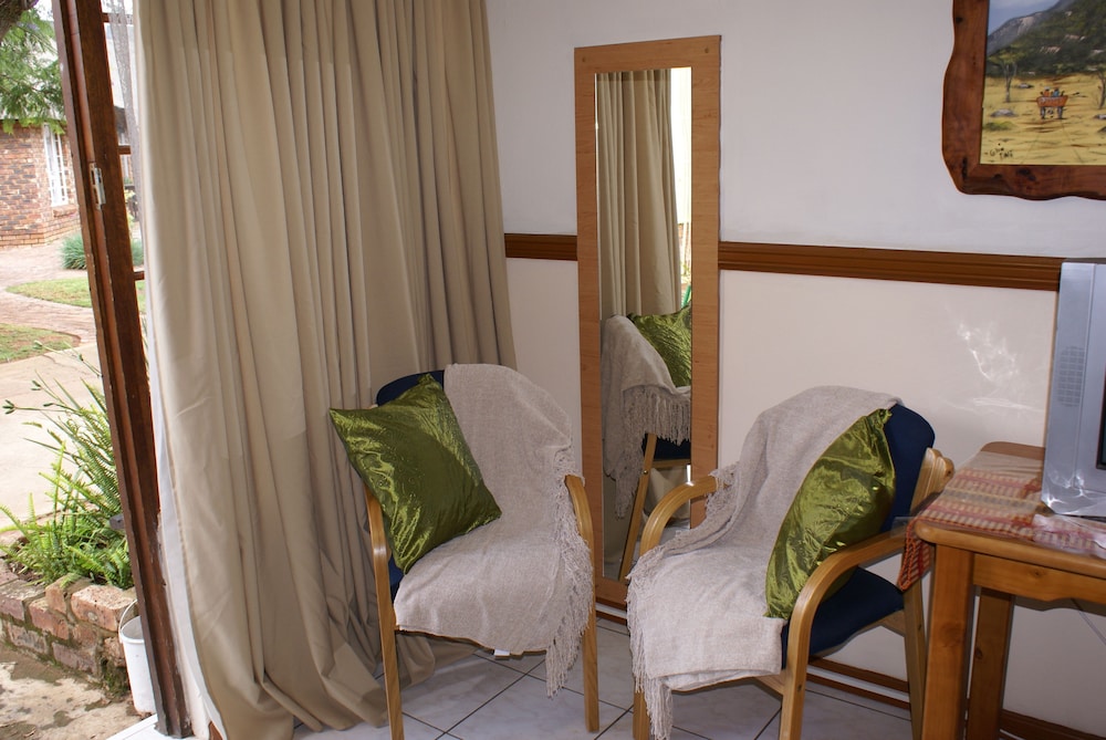 Emerald Guesthouse 32/70