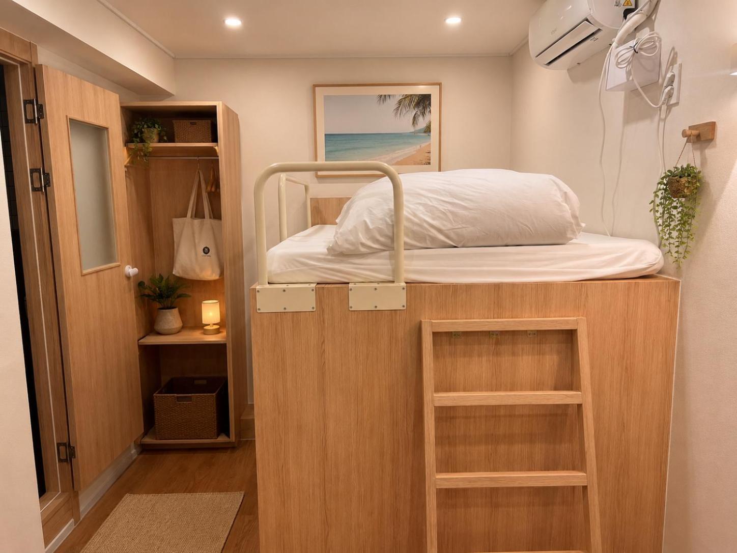 Mellow Stay Hongdae 10/50