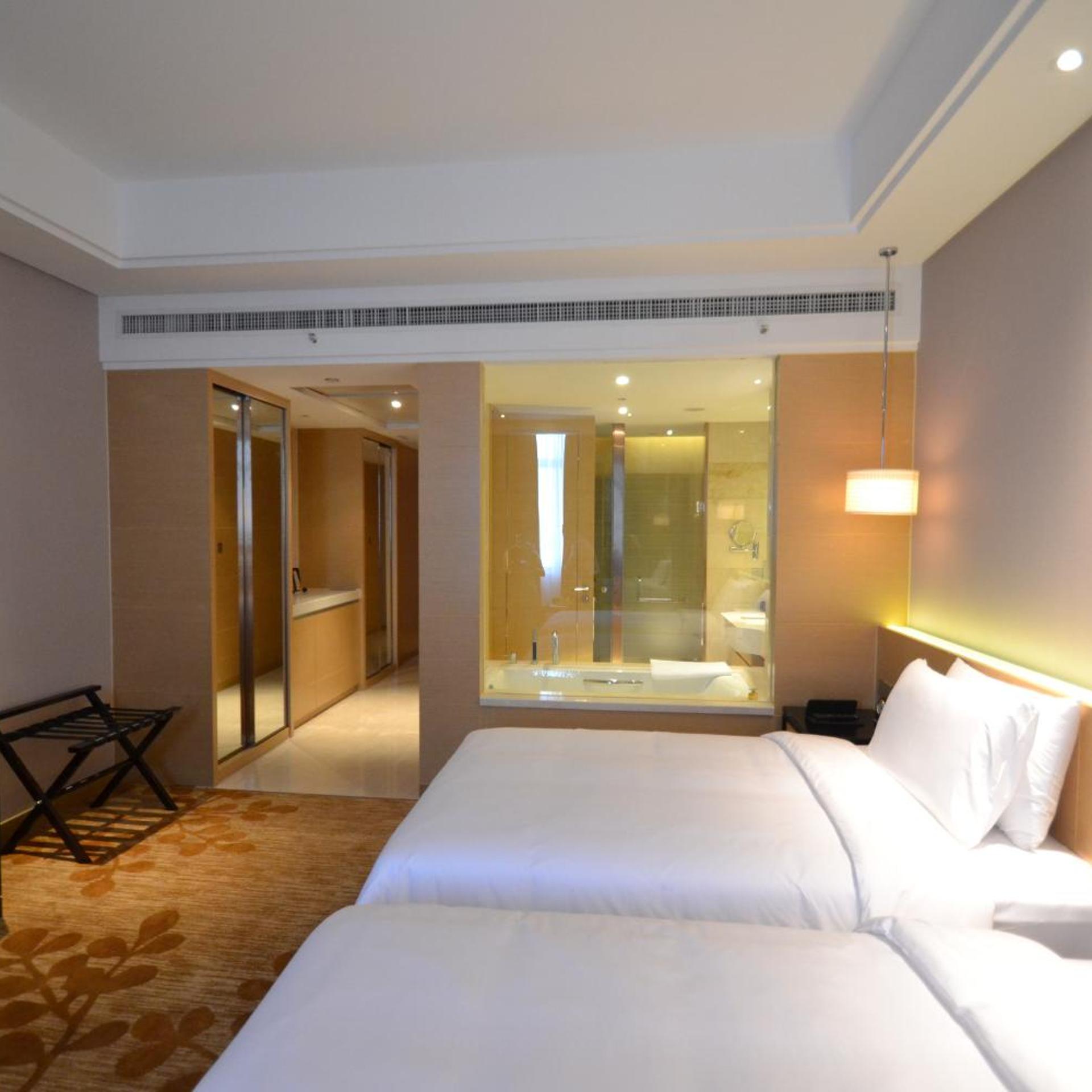 Firth Jinling Grand Hotel 25/75