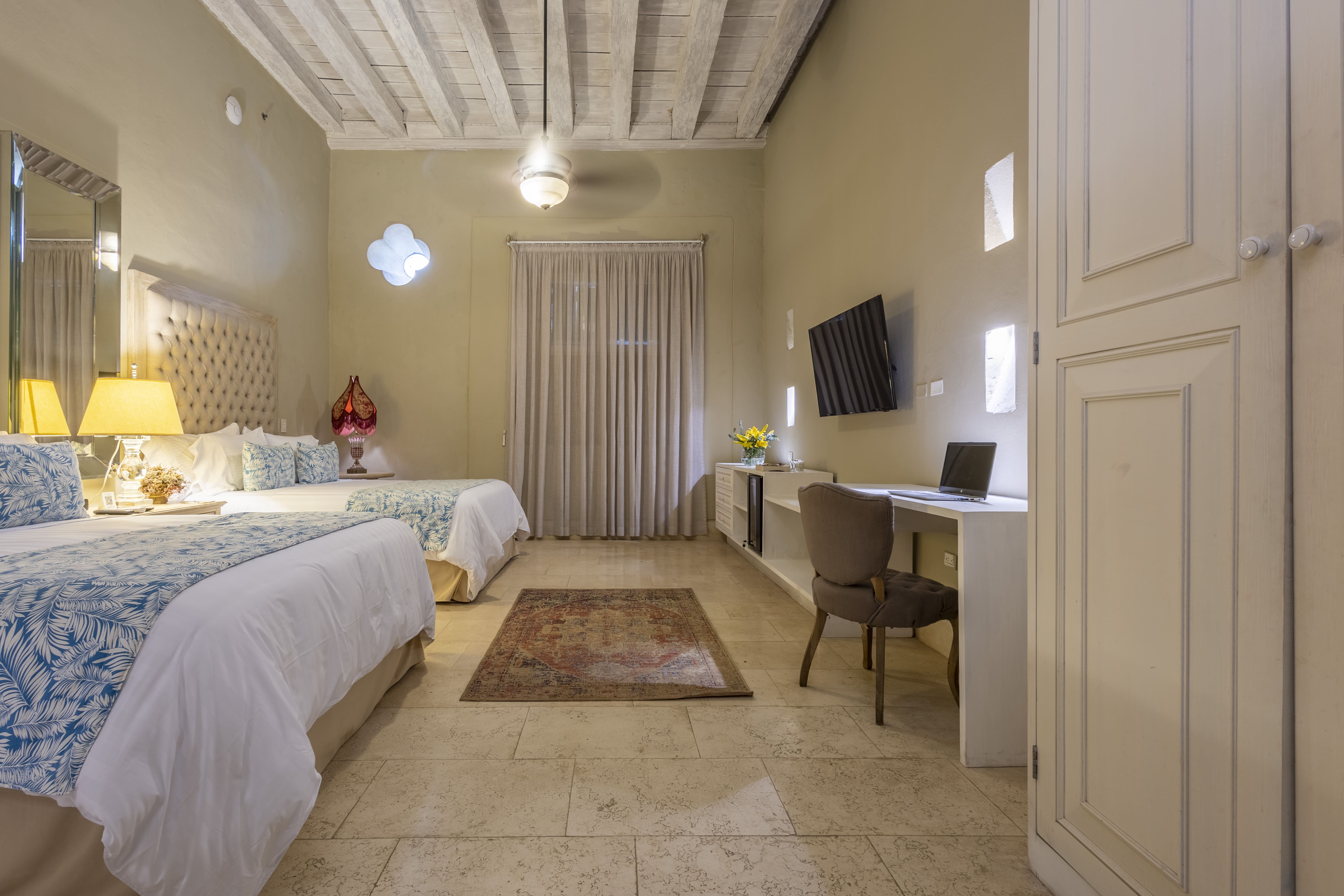 Colonial, Standard, Twin Beds