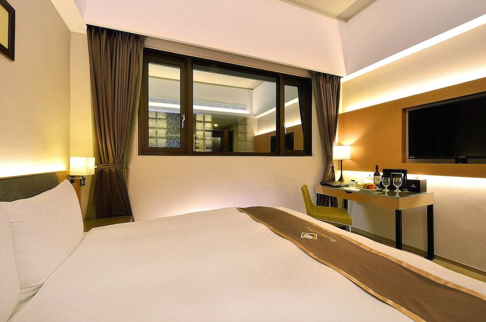 Tsun Huang Hotel 31/62