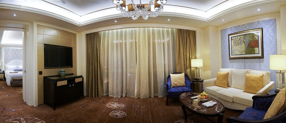Kande International Hotel 44/50