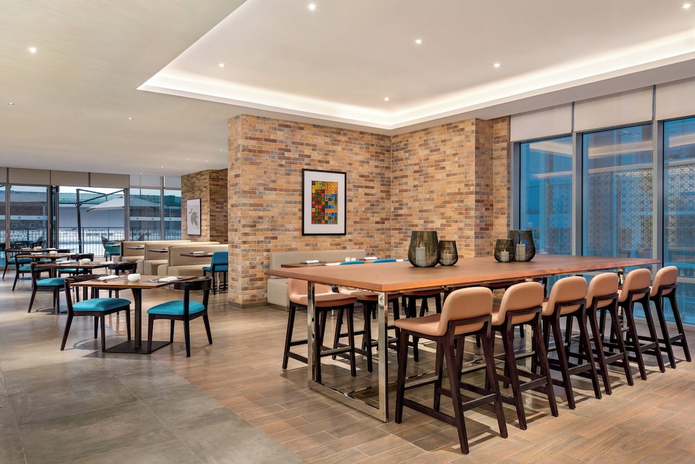 Novotel Dubai Gold District 54/61