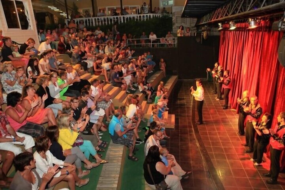 Club Dizalya 30/45