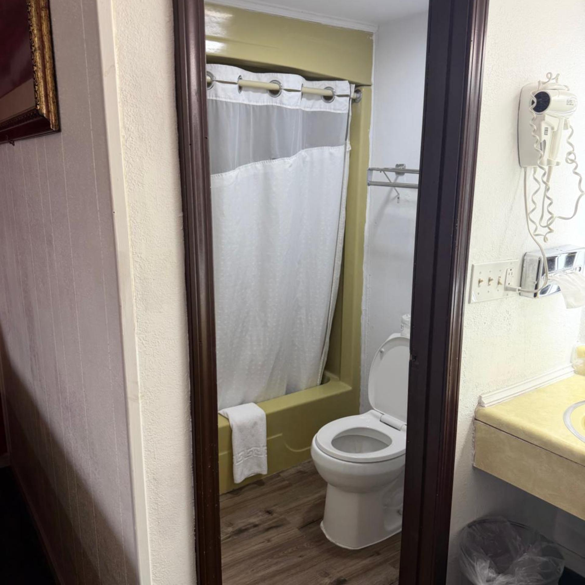 Gateway Inn 46/50