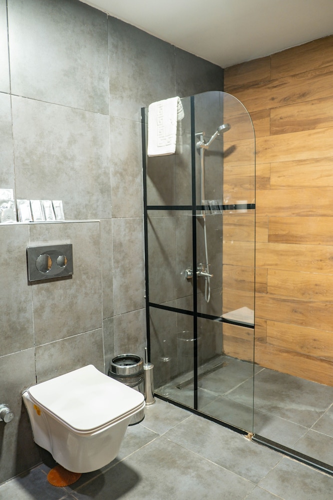 Eva Boutique Hotel 48/50