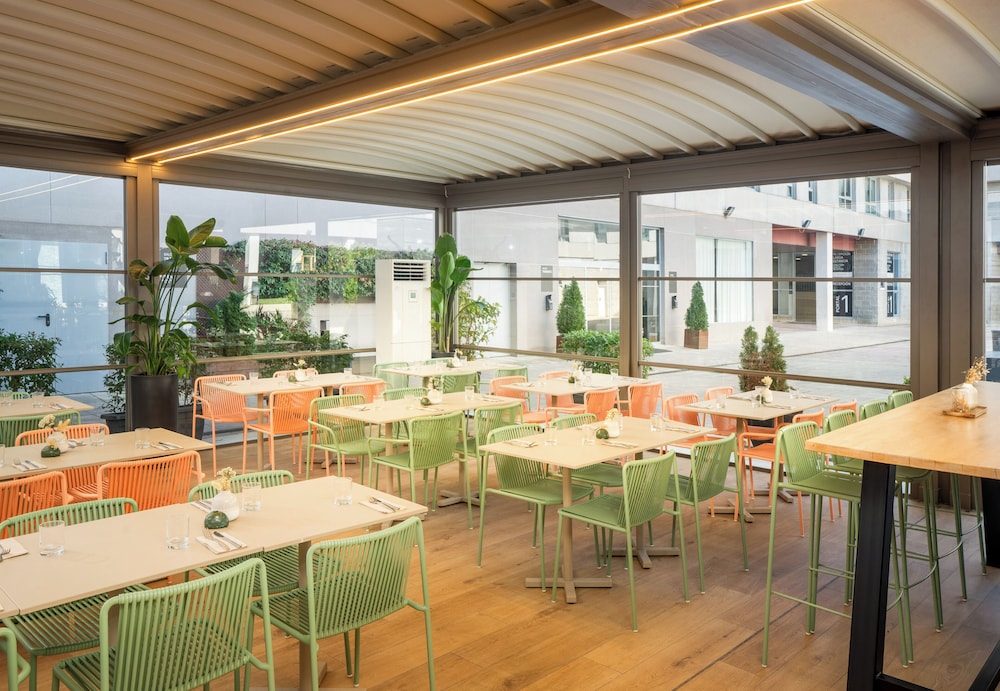 Madrid Airport Suites Affiliated By Melia 45/67