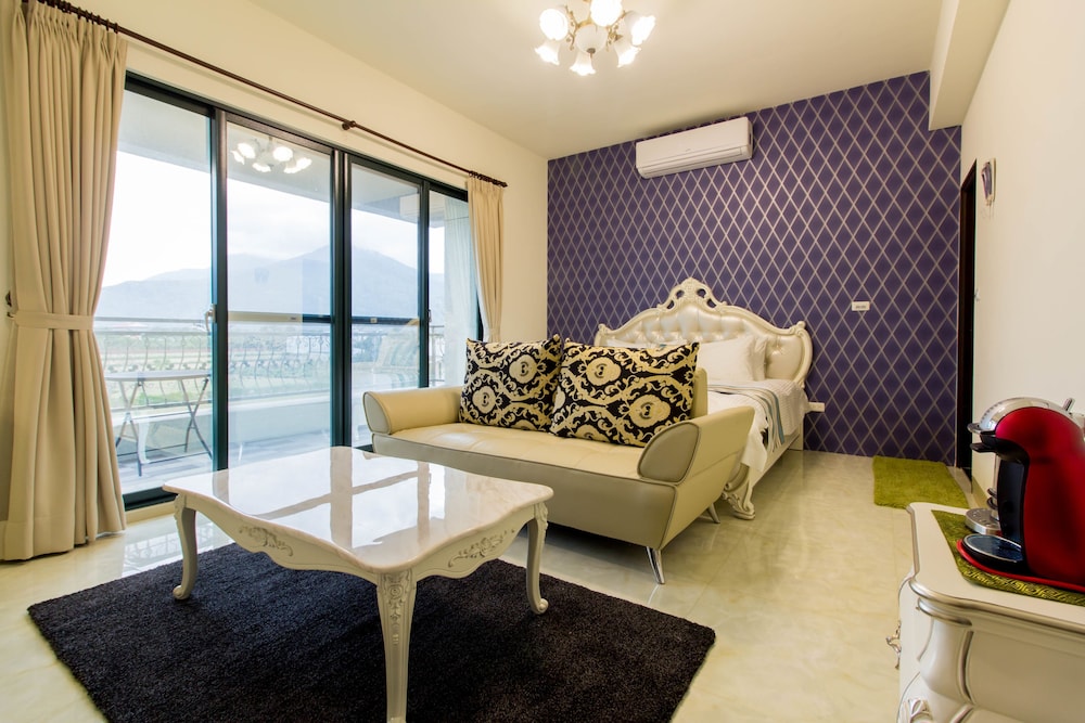 Shan Hai B&B 14/43
