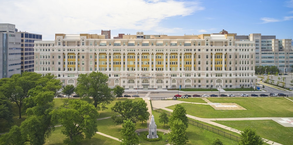 Hyatt Place Chicago Medical University District 6/46