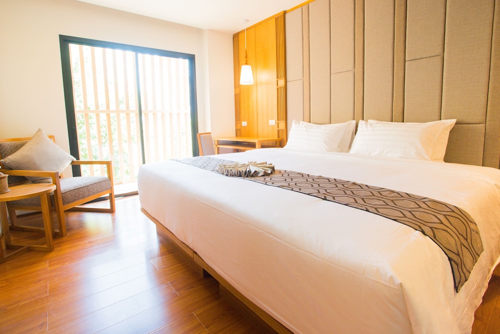 Lanna Thaphae Hotel 23/54
