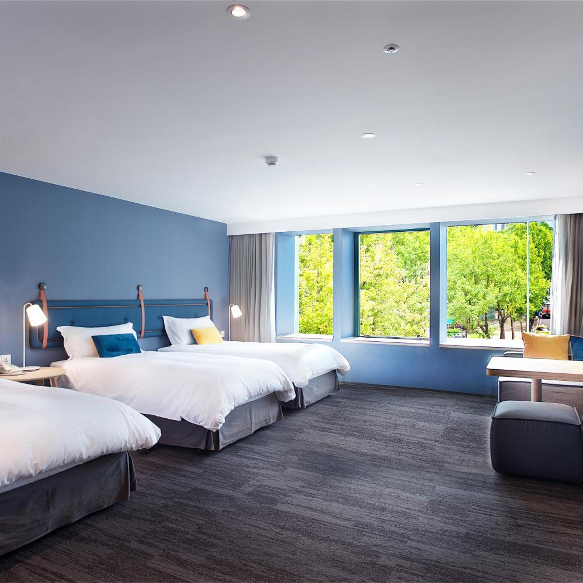 Triple Room.