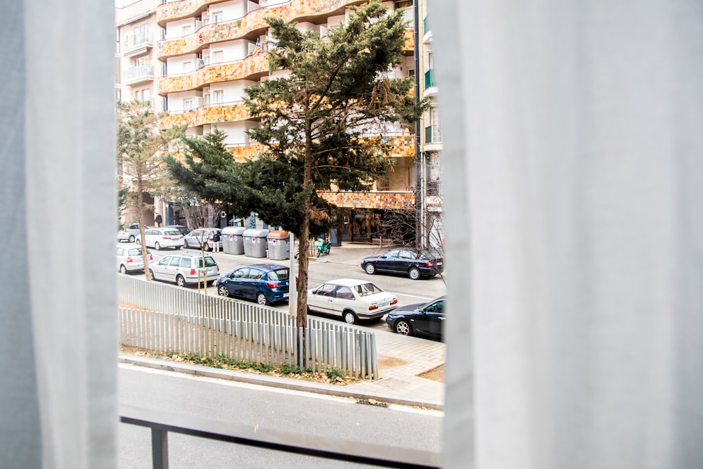 Sant Jordi Hostels Sagrada Familia 41/50