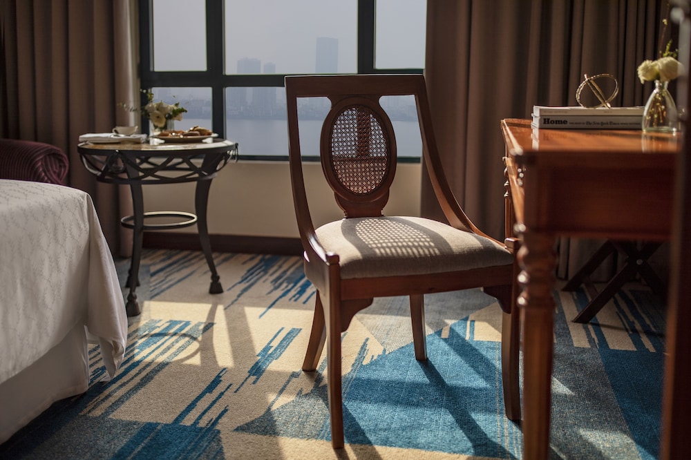 SHERATON HANOI HOTEL 19/42