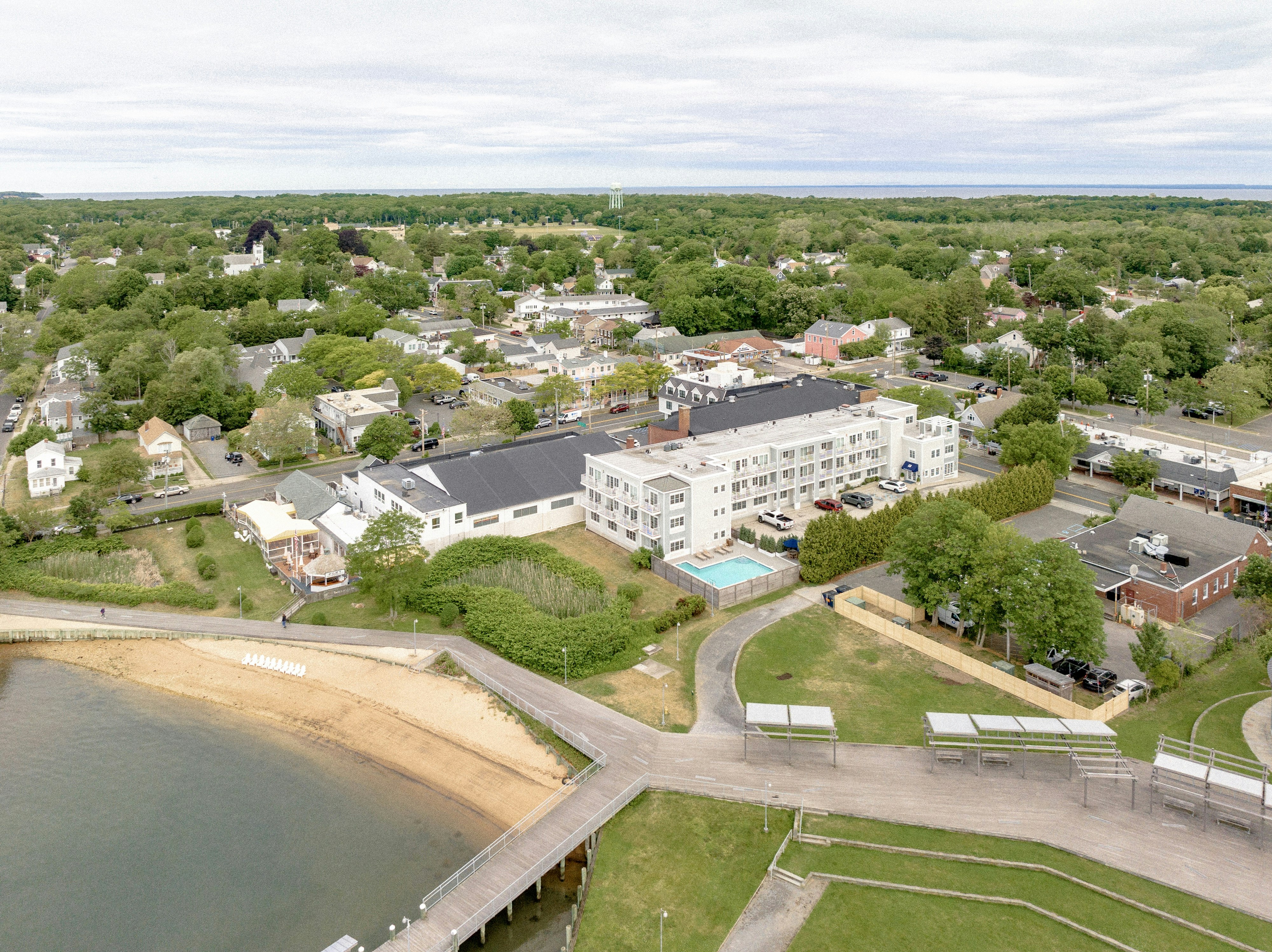 The Harbor Front Inn 35/42