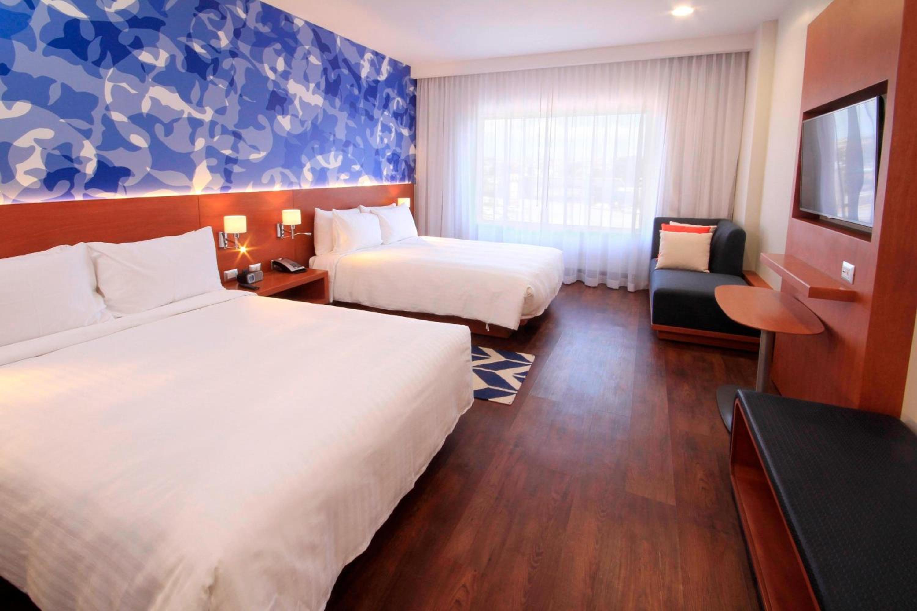 Tower, Guest Room, 2 Queen Beds