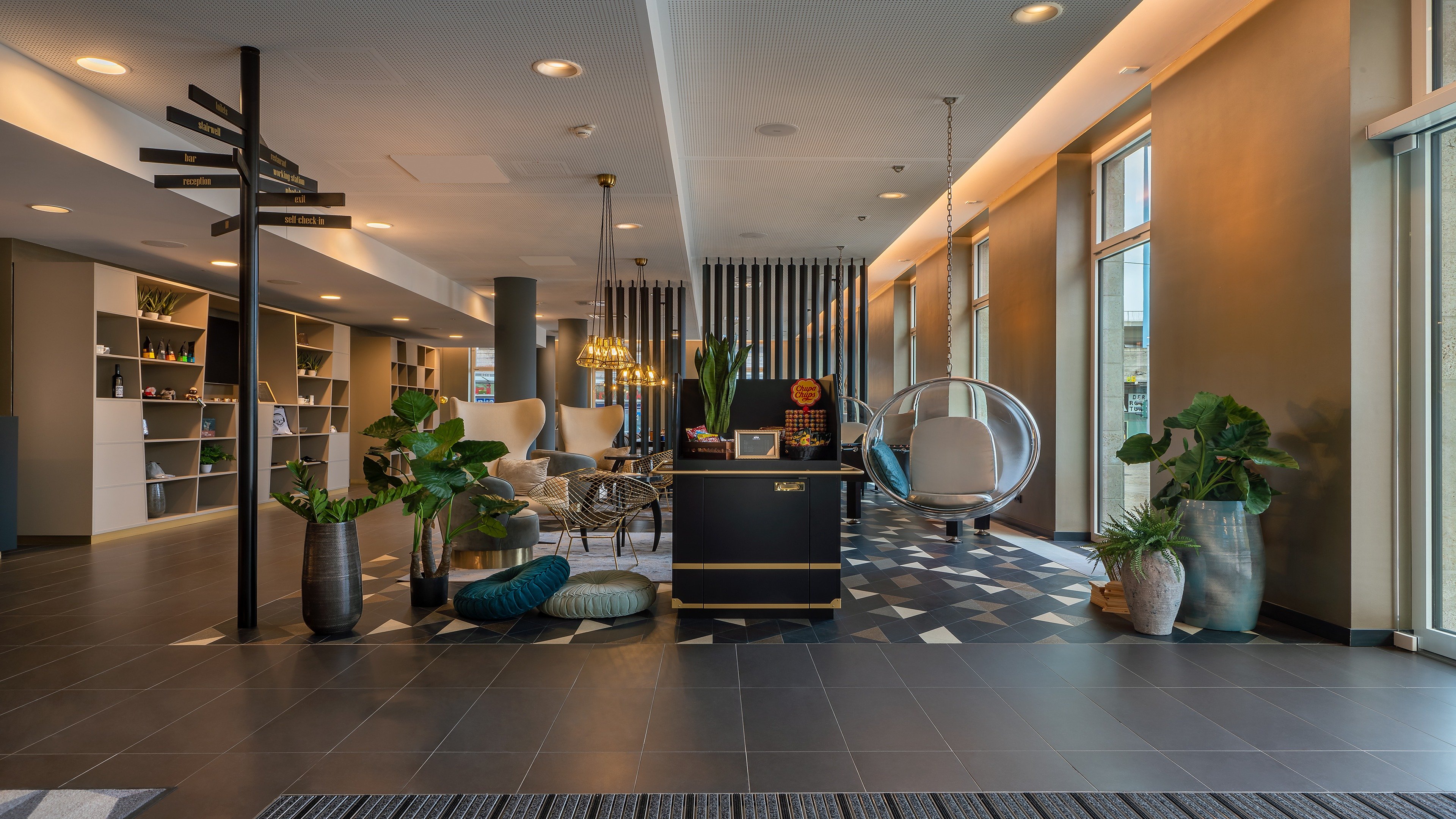 Holiday Inn - the niu, Ridge Halle Central Station, an IHG Hotel 4/39